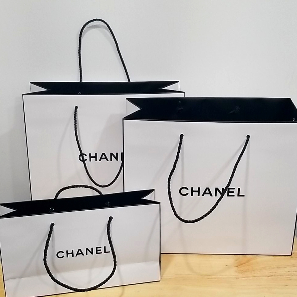 Chanel Gift Bags X5